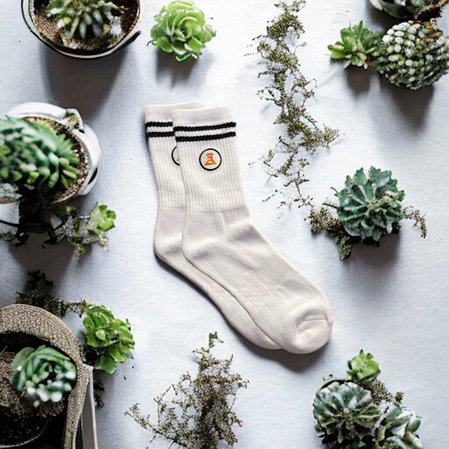 Dlab Socks (High) white qith Black lines and Embroidered Patch - DlabStore